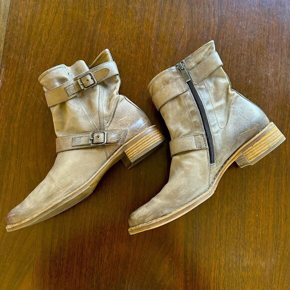 Paul Green Taupe Leather Moto Ankle Boots Buckle Strap Side Zip US 9.5 - Picture 5 of 9